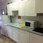 F2 Avec Parking, Terrasse & Wifi A Amelie-les-bains, Animaux Acceptes - Fr-1-703-53 Apartmán