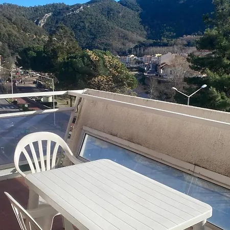F2 Avec Parking, Terrasse&wifi à Amélie-les-bains, Animaux Acceptés - Fr-1-703-53 *
