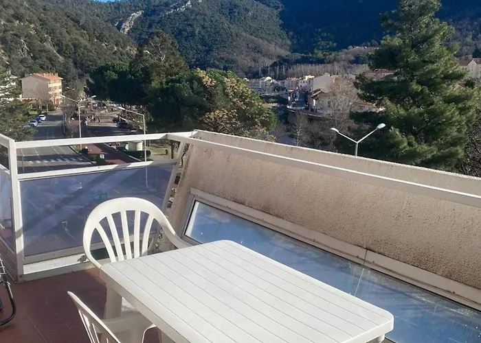 F2 Avec Parking, Terrasse & Wifi A Amelie-les-bains, Animaux Acceptes - Fr-1-703-53 *